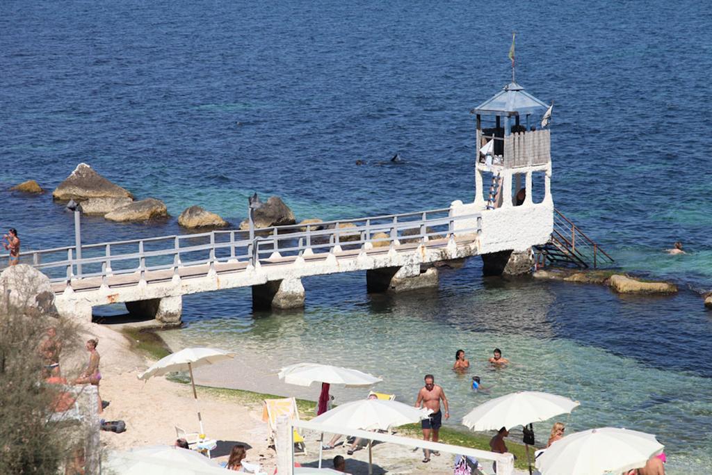 Blu Sun Apartment In Complesso Riva Del Sole Giovinazzo Eksteriør billede